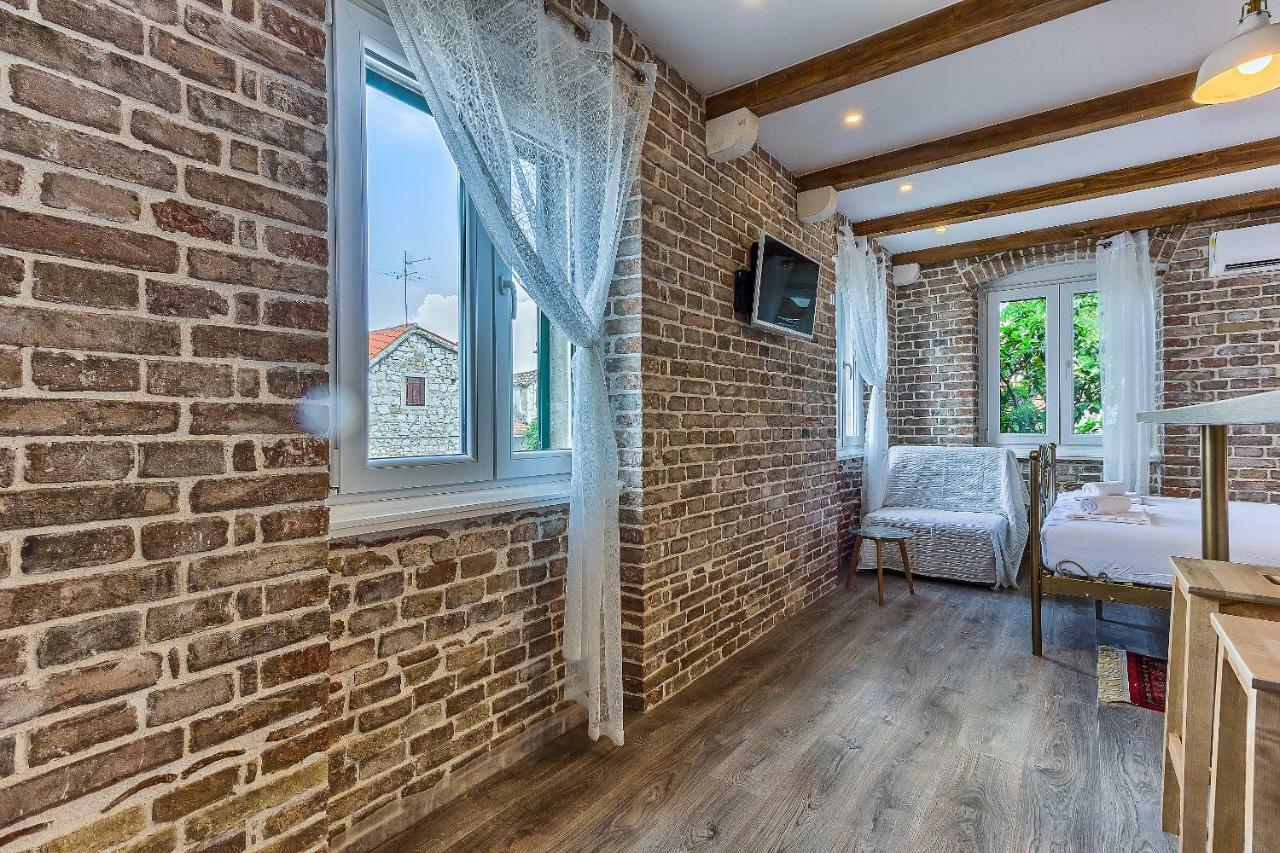 Charming Studio Apartment Сплит Экстерьер фото